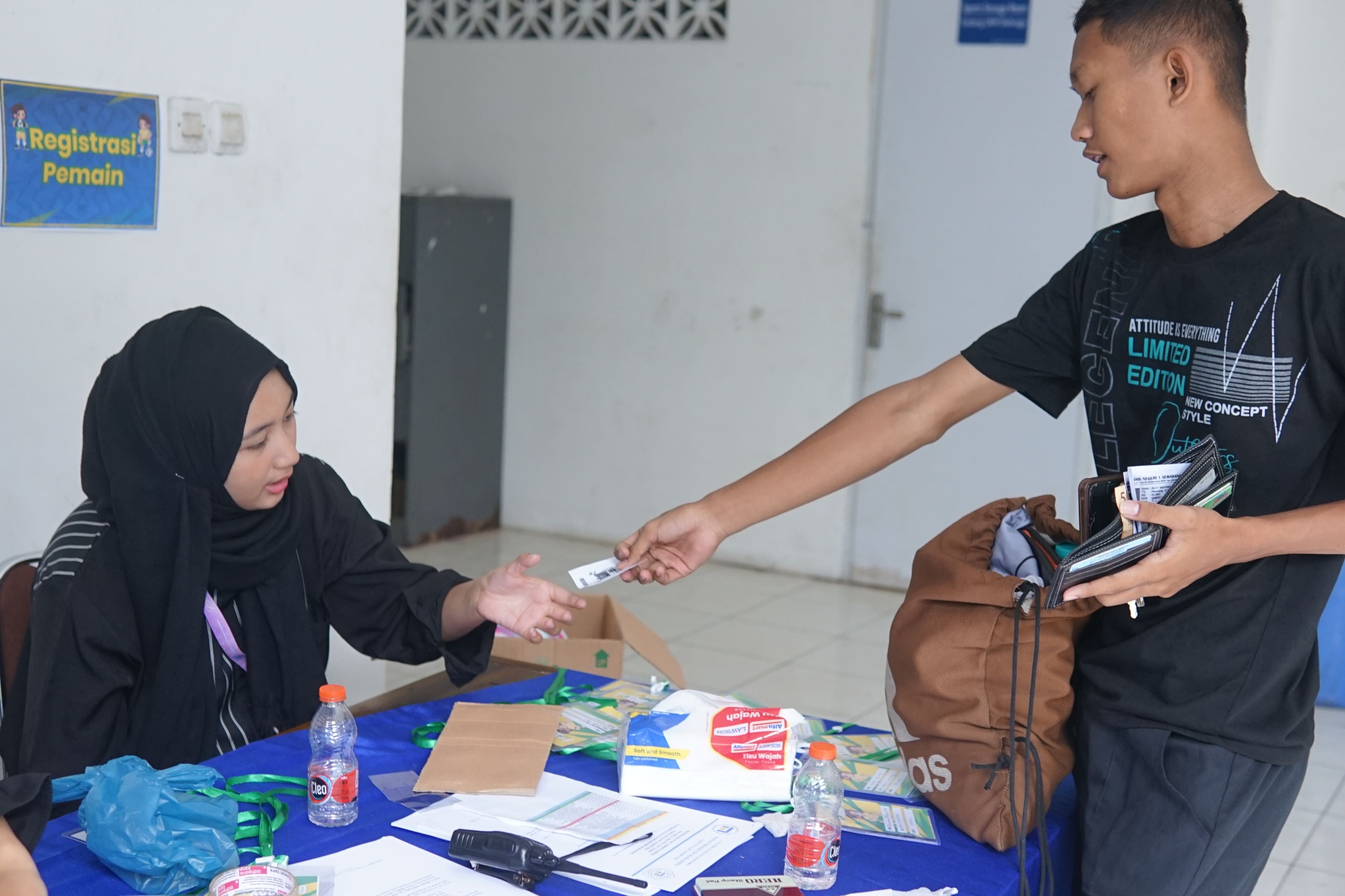 Registrasi Pemain dan Official tim Day 2